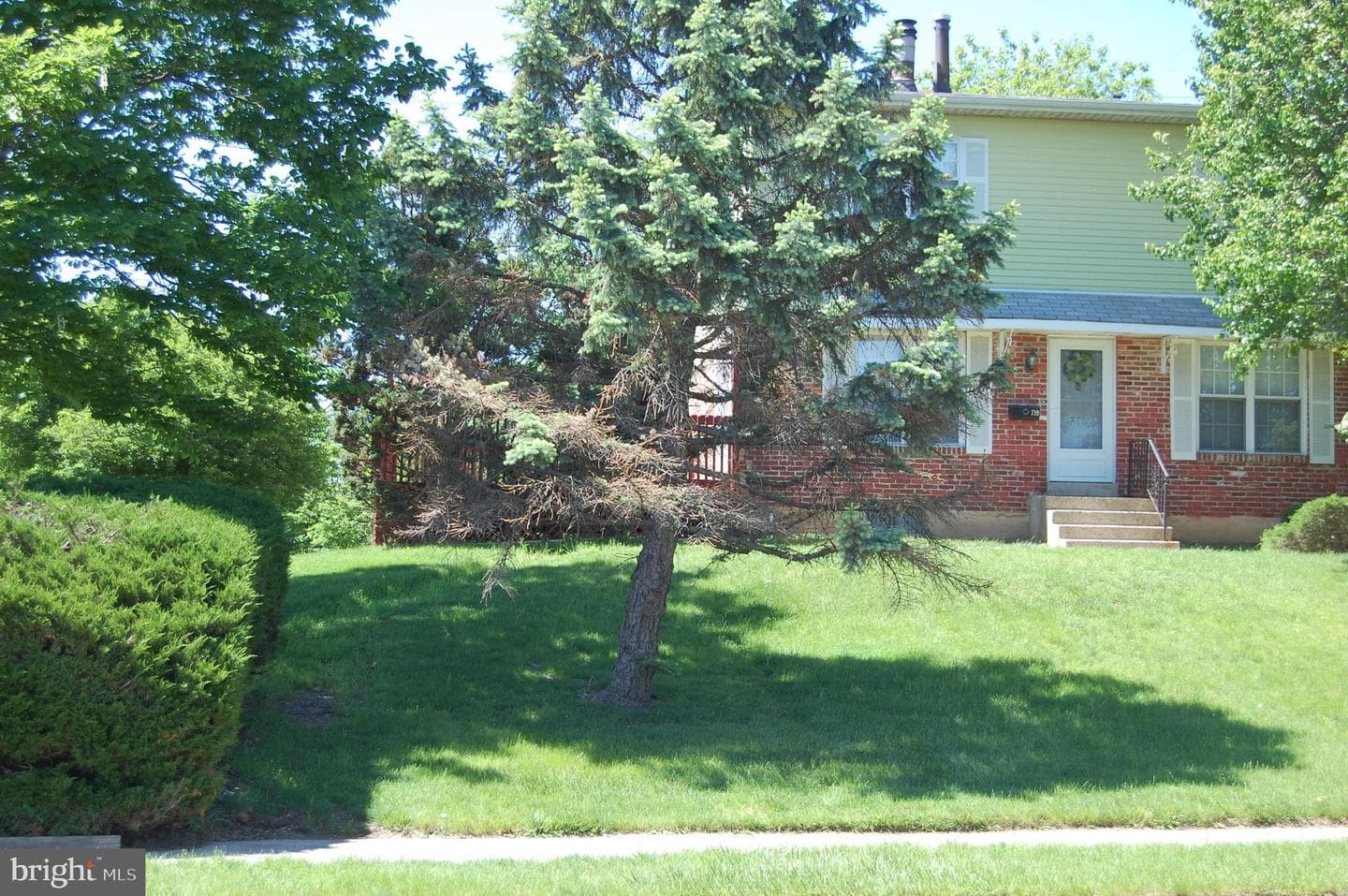 710 Whitpain Hills photo 9