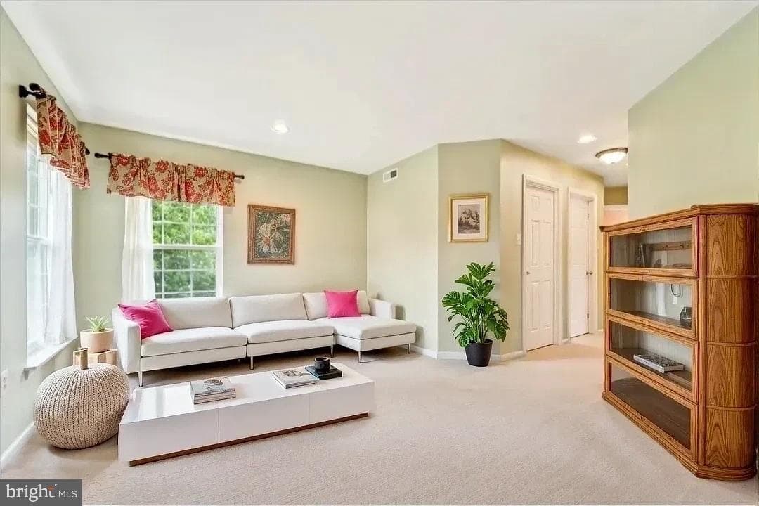 2015 Windsor Drive photo 22