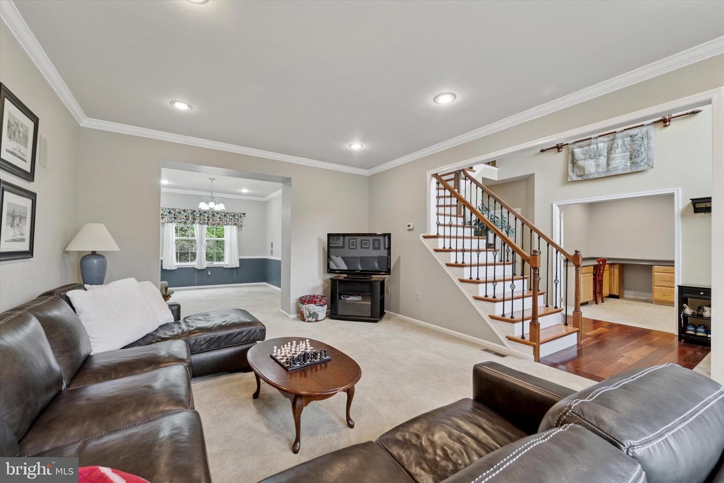 2015 Windsor Drive photo 4
