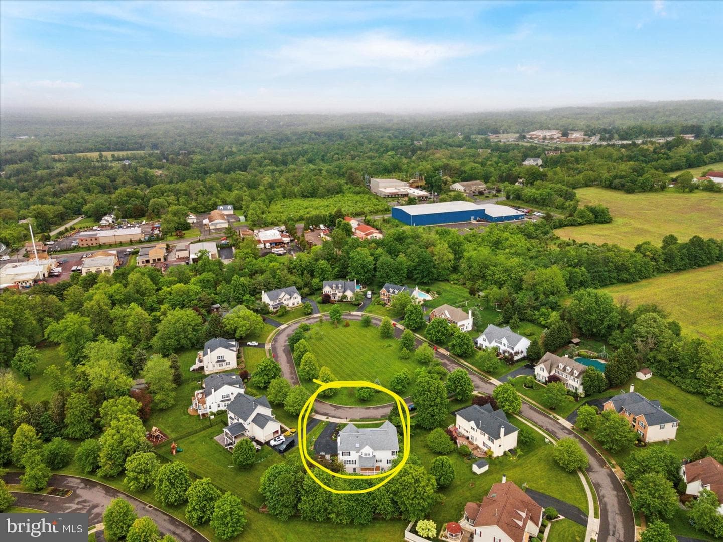 2015 Windsor Drive photo 45