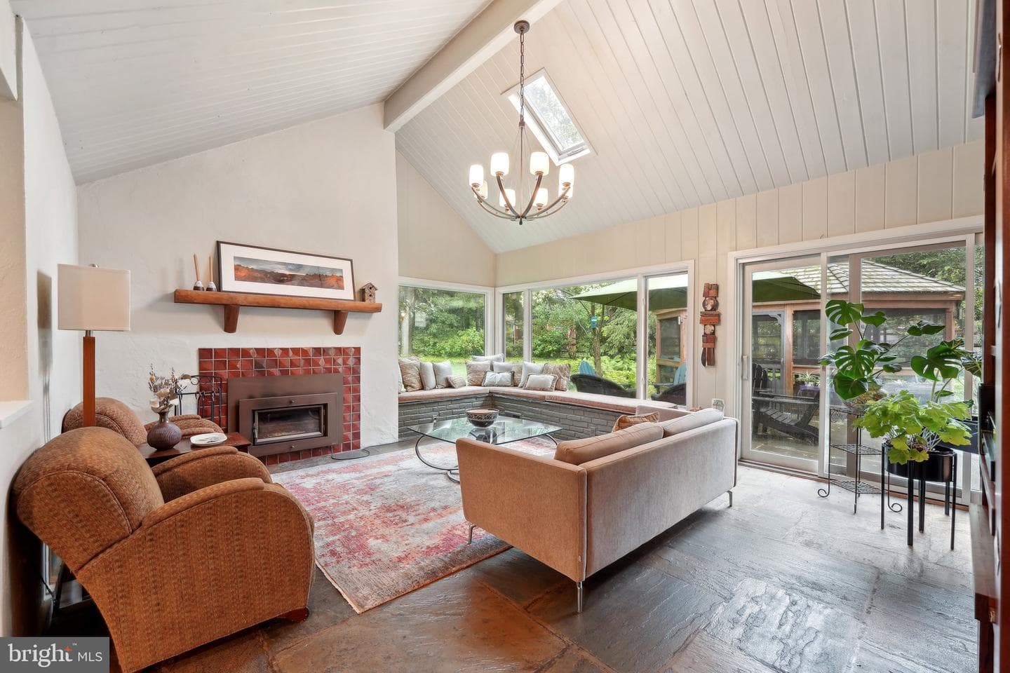 949 Leopard Road photo 23