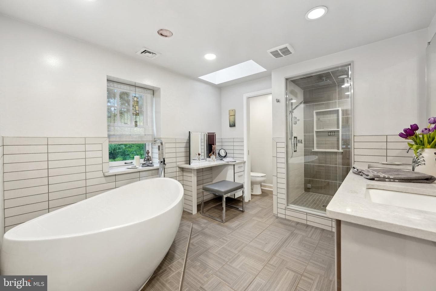 949 Leopard Road photo 37