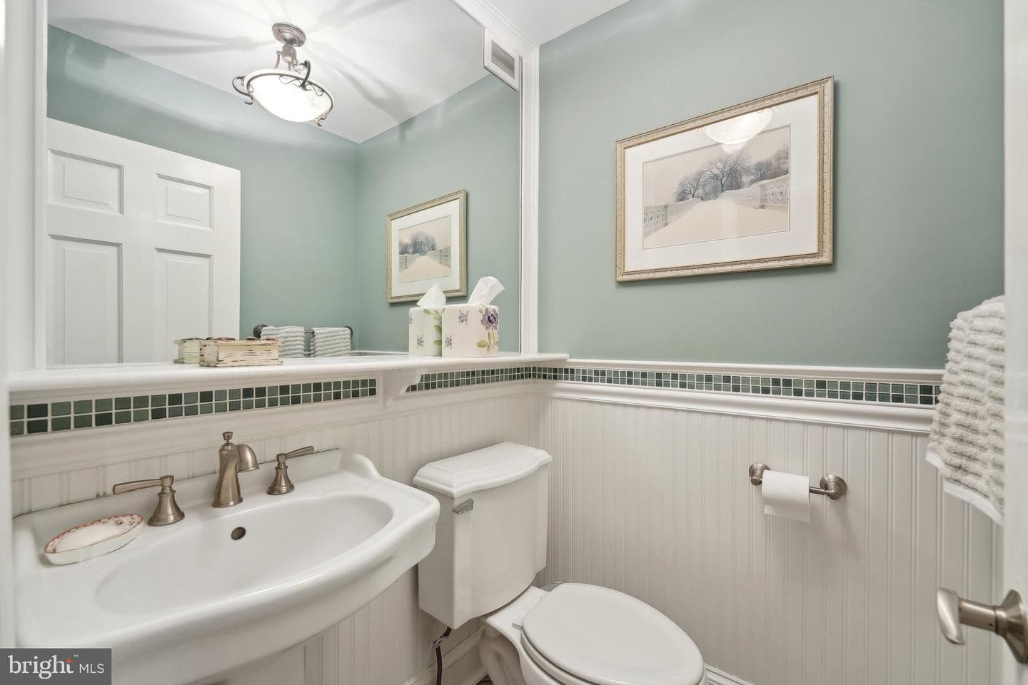 949 Leopard Road photo 44