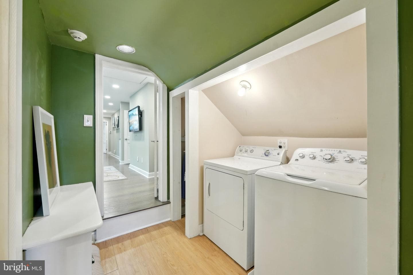 949 Leopard Road photo 46