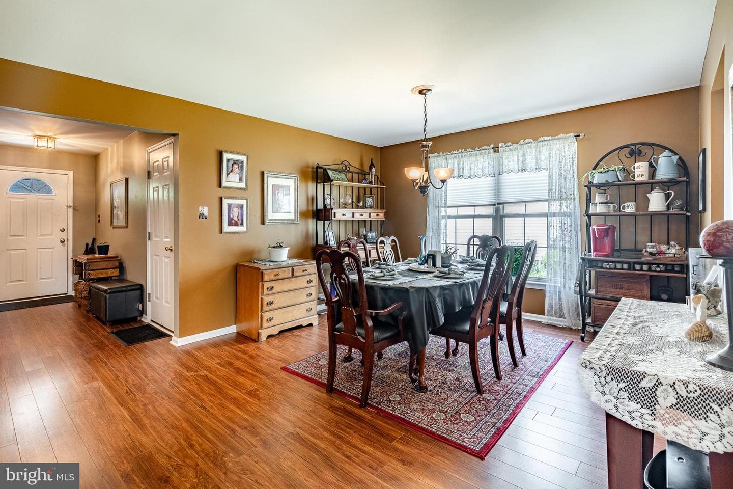 260 Shirley Lane photo 11