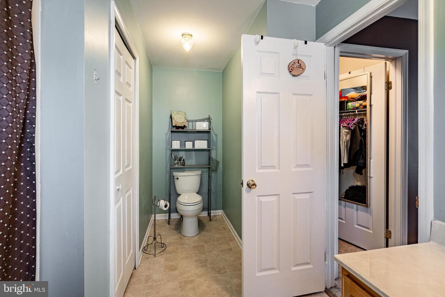 260 Shirley Lane photo 23