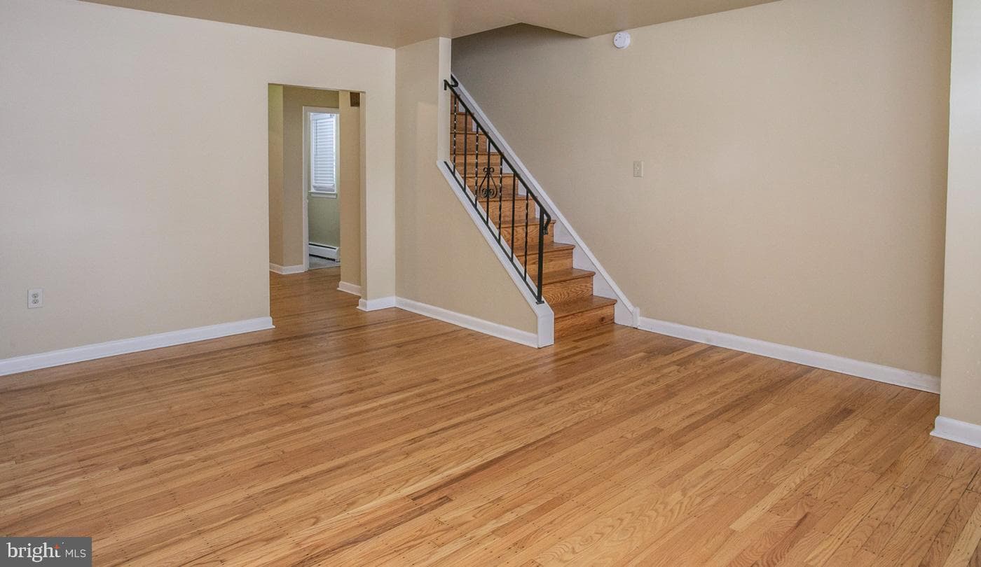 1408 Butler Pike photo 17