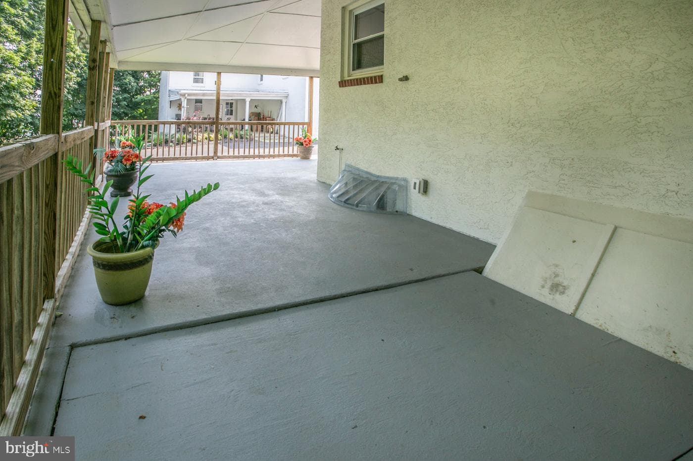 1408 Butler Pike photo 47