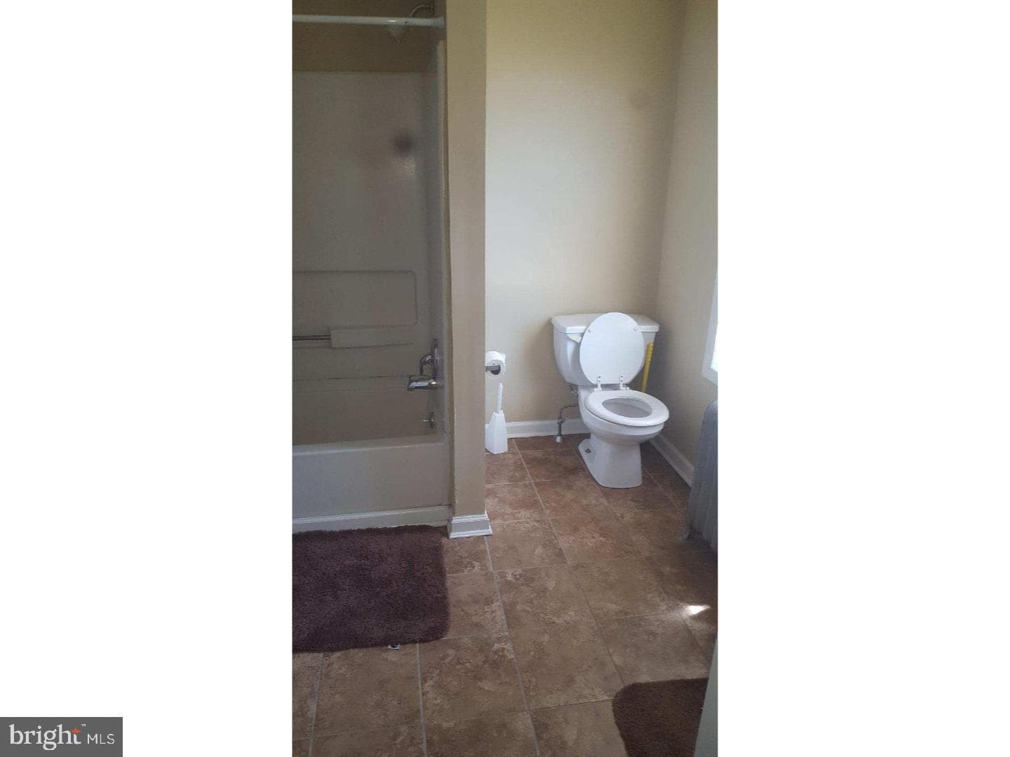 350 E Airy Street photo 5