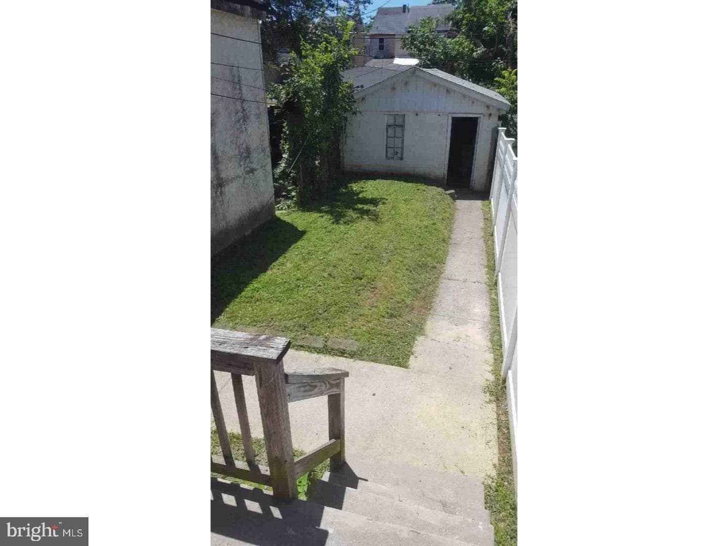 350 E Airy Street photo 8