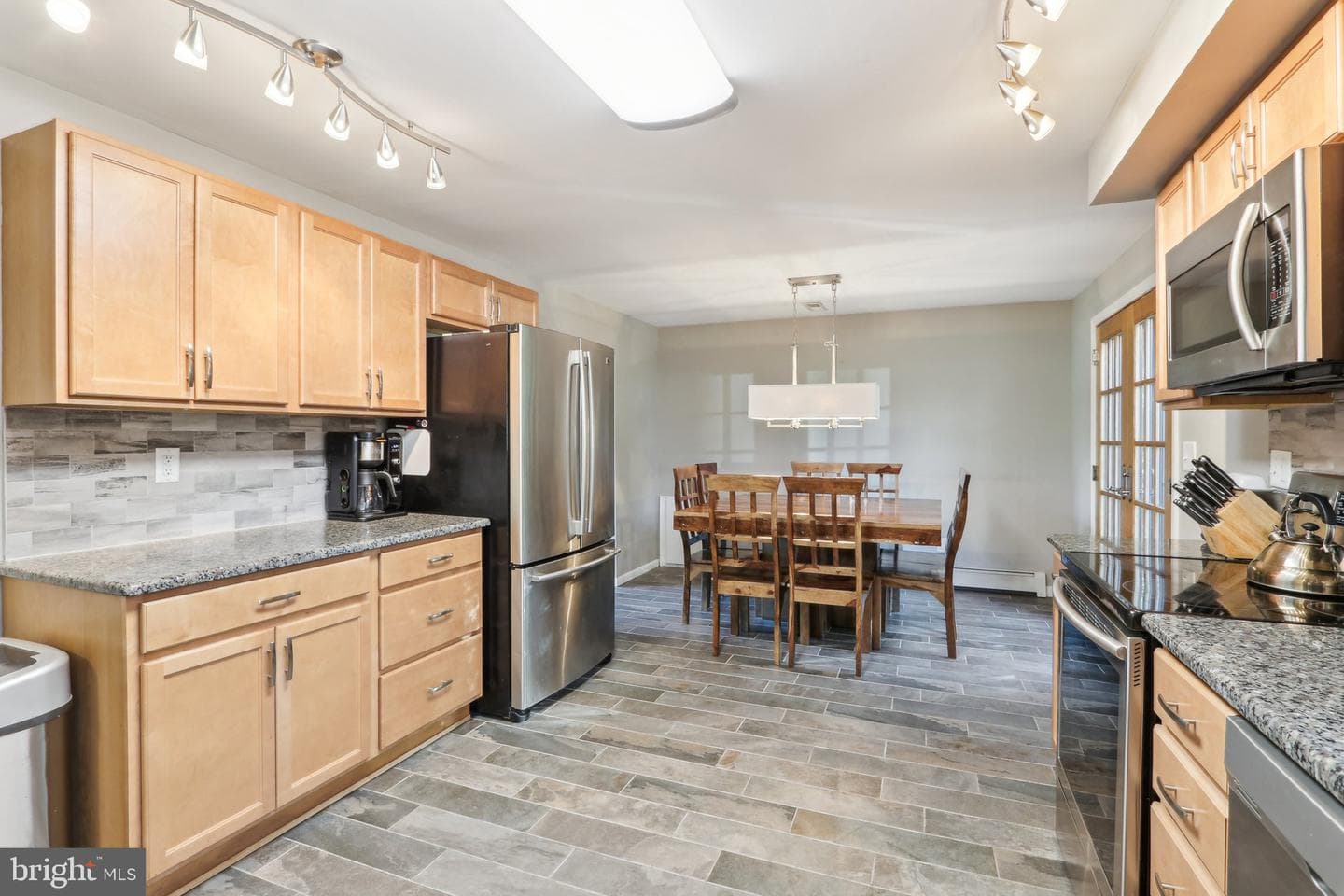 541 Collegeville Road photo 16