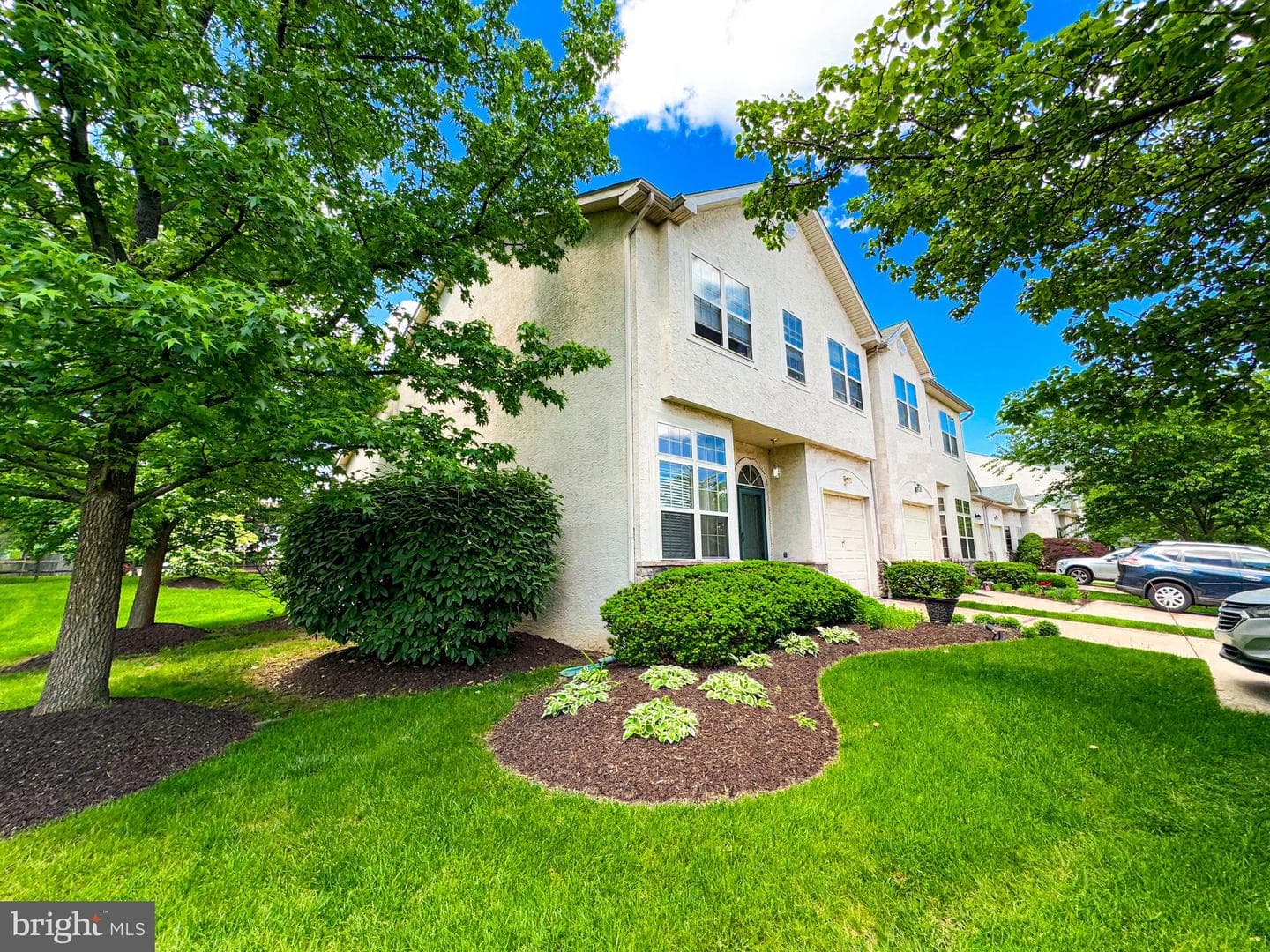 618 Manor Drive photo 3