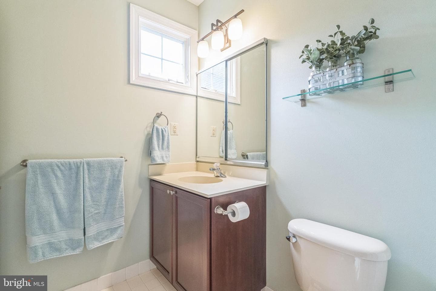 204 Caspian Lane photo 28