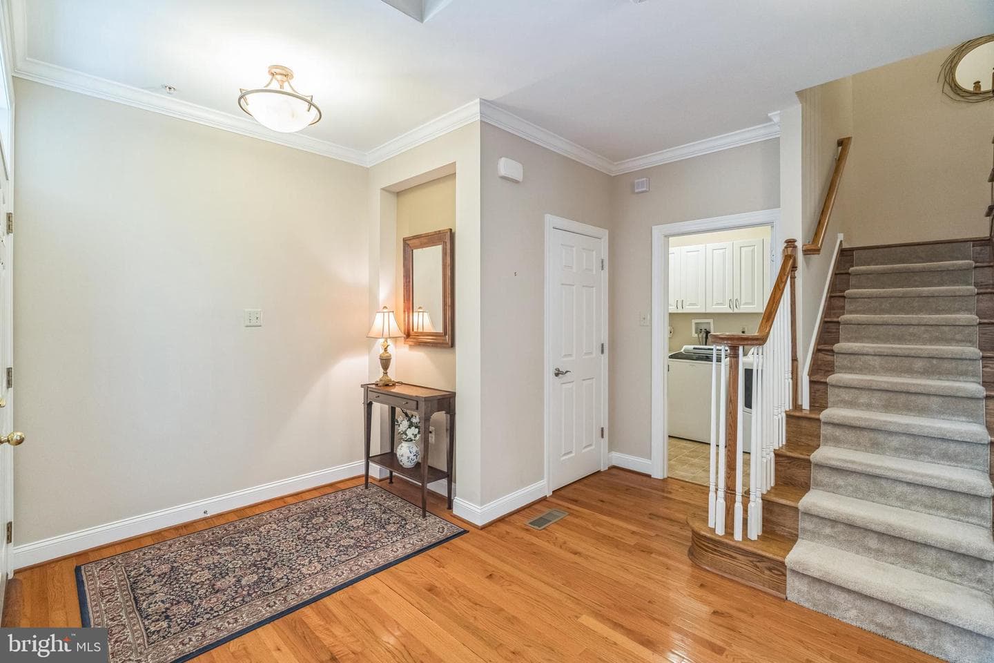 204 Caspian Lane photo 4