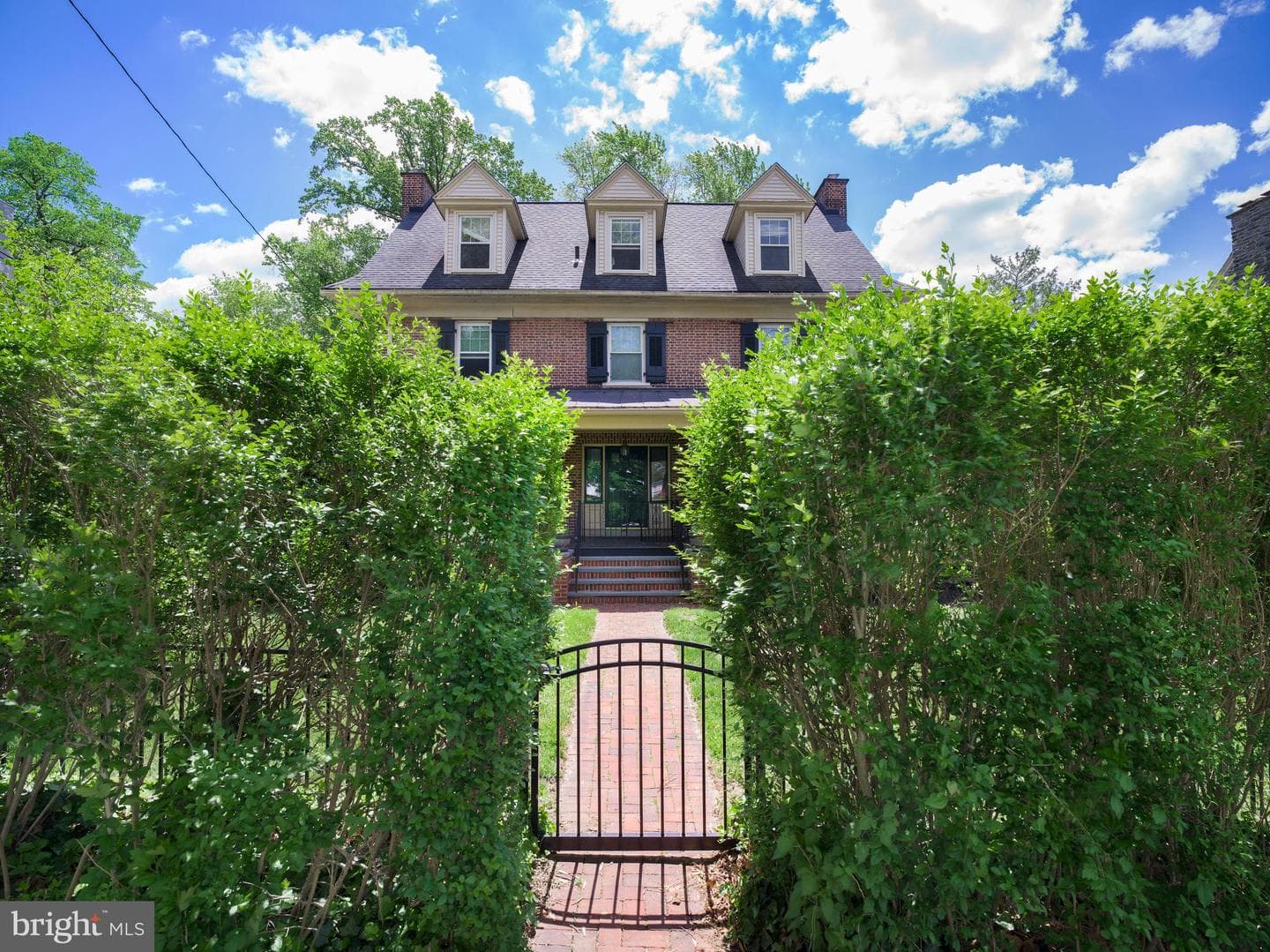 207 Church Road photo 2