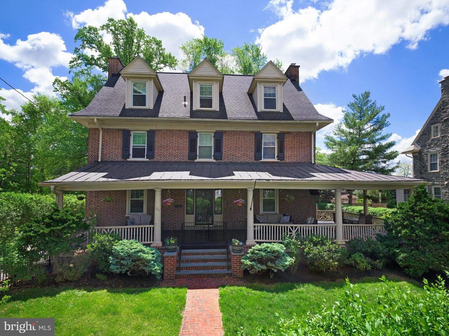 207 Church Road photo 3