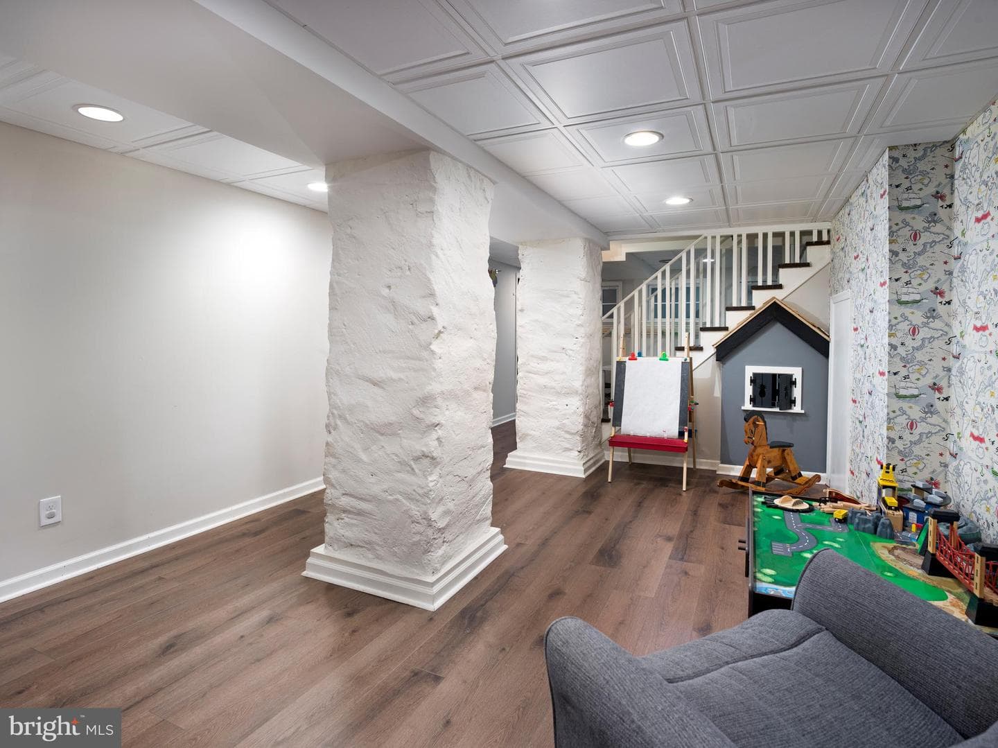 207 Church Road photo 45