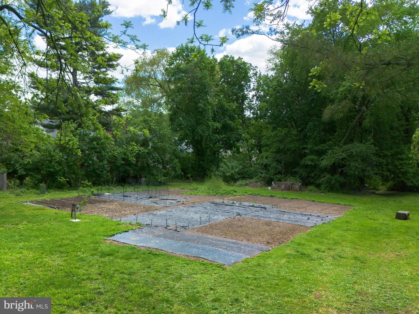 207 Church Road photo 51