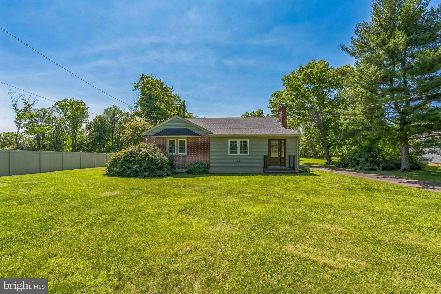 1122 Valley Forge Road photo 2