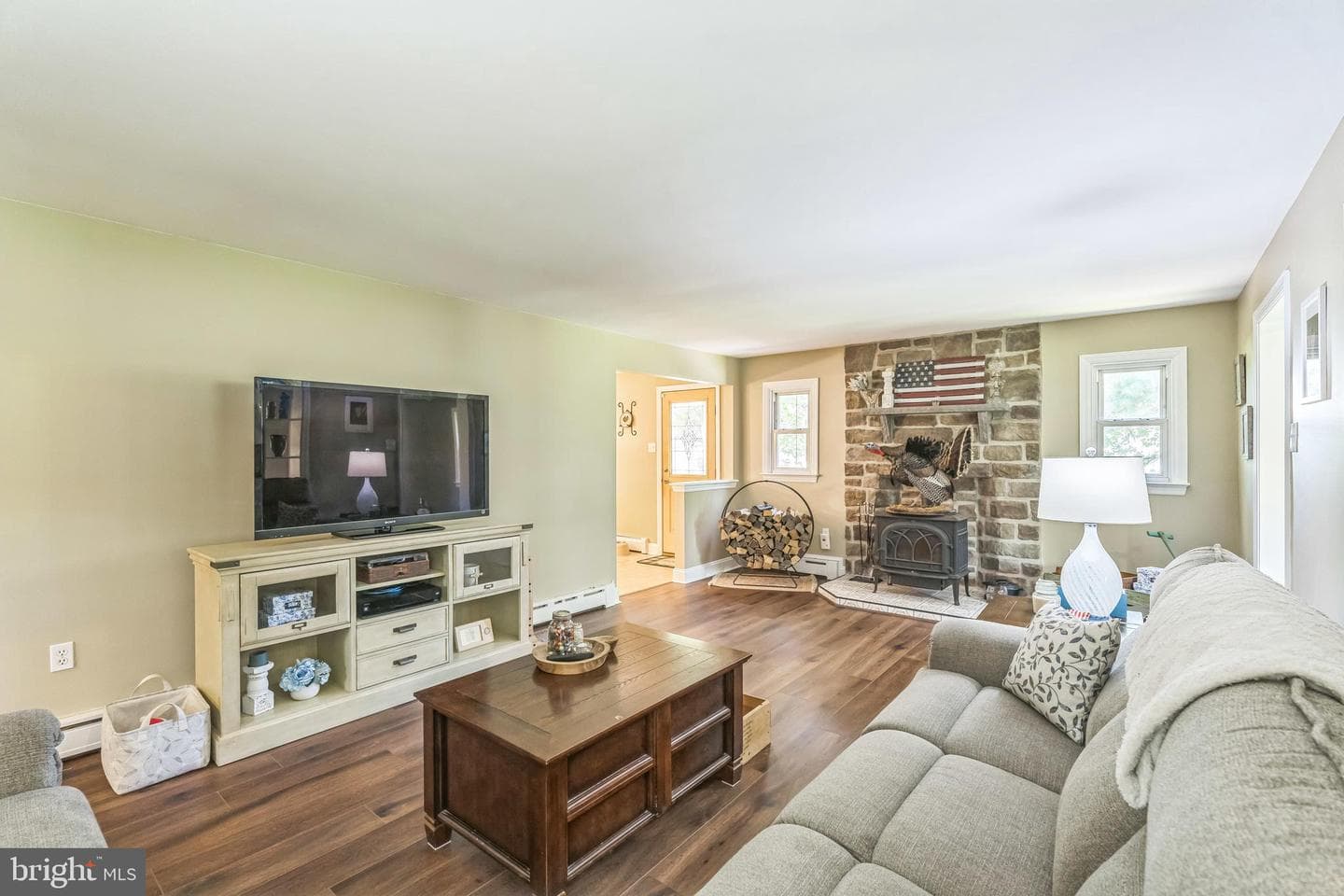 1122 Valley Forge Road photo 9
