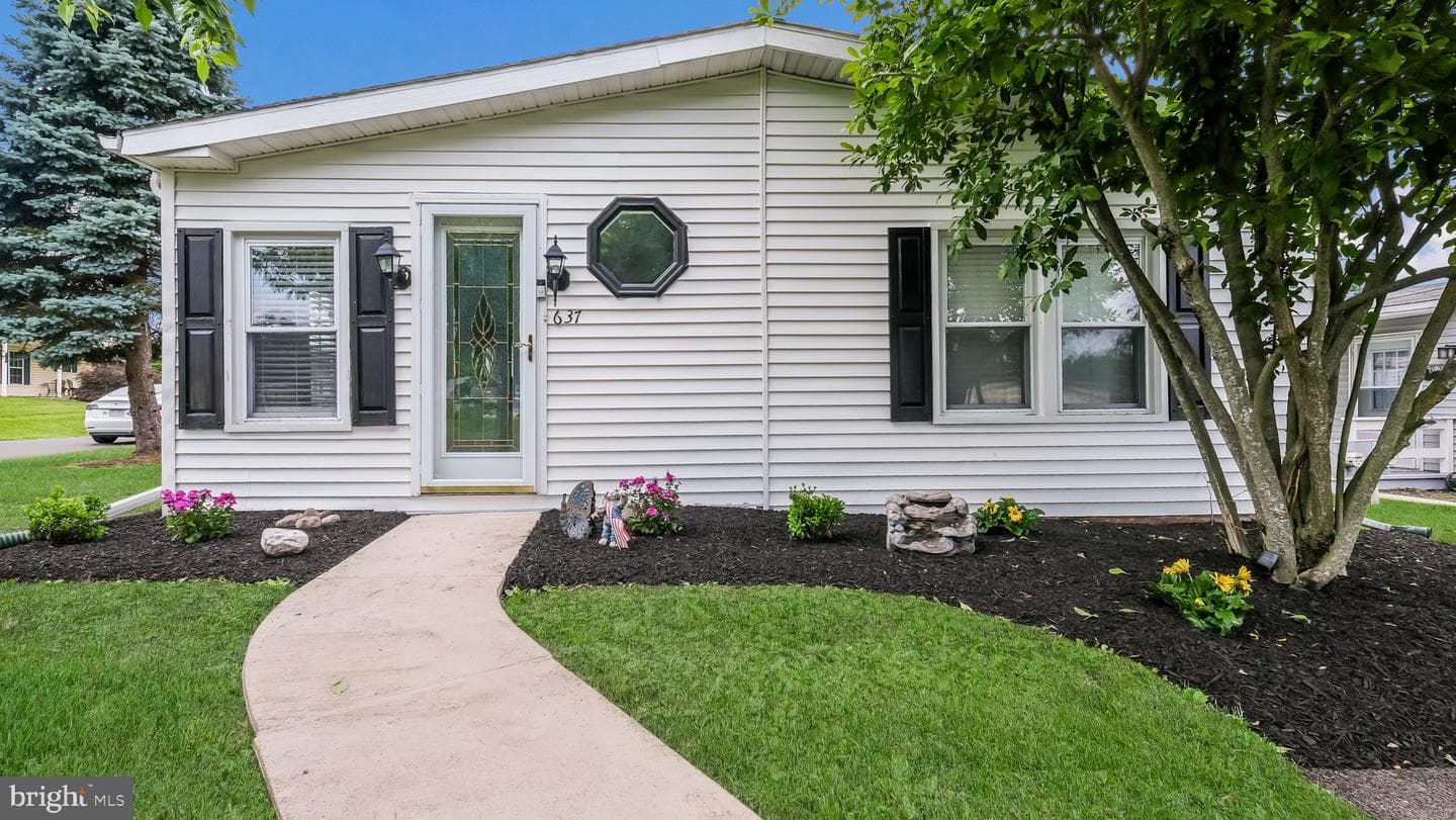 637 Laurel Court photo 6