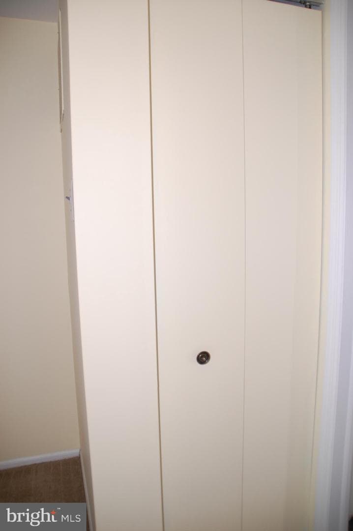 404 Franklin Court photo 23