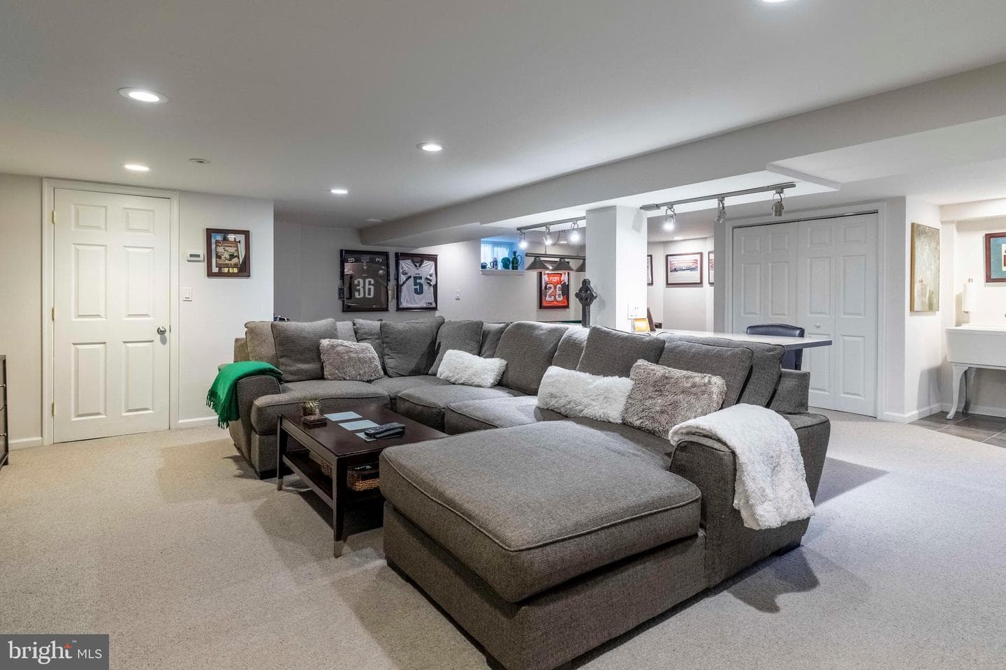 8111 Heacock Lane photo 35