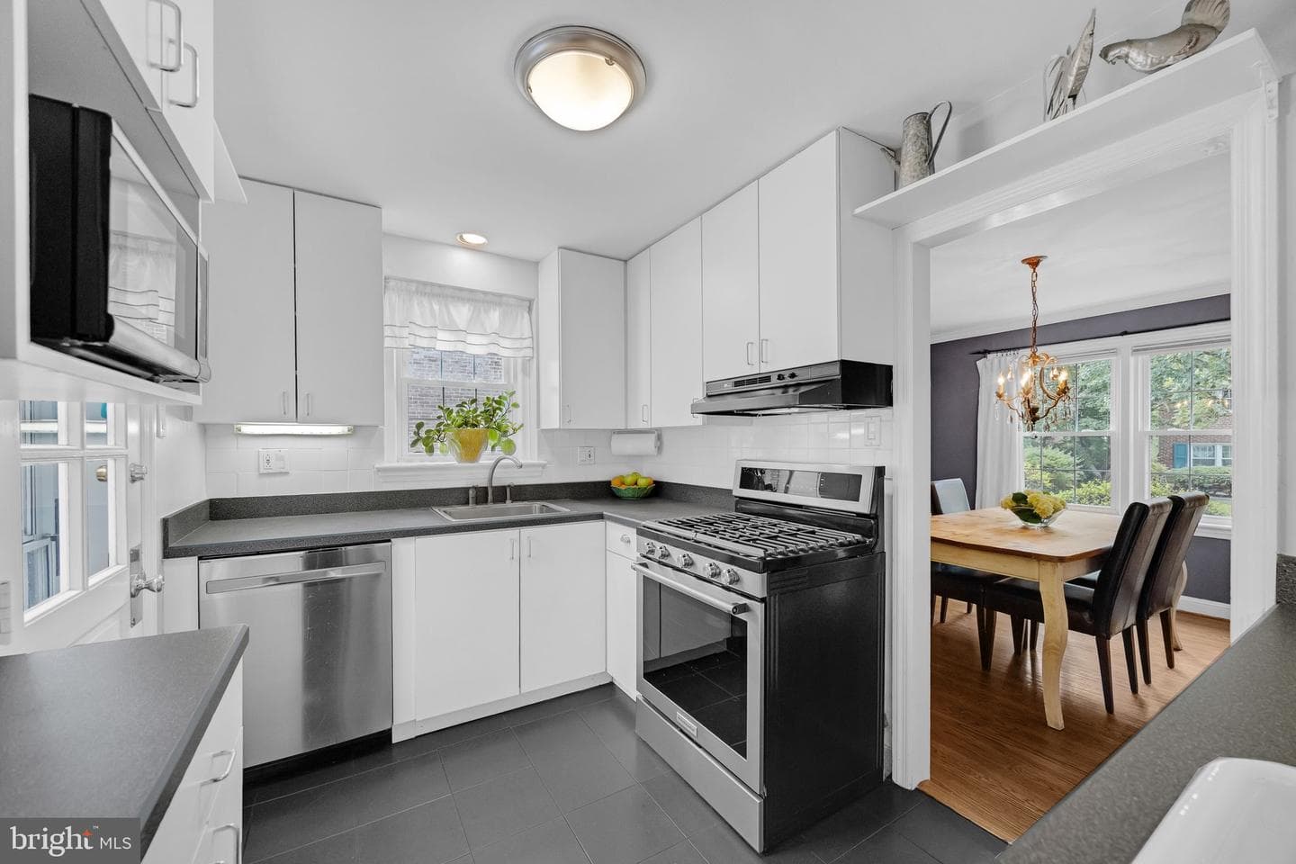 225 Crosshill Road photo 10