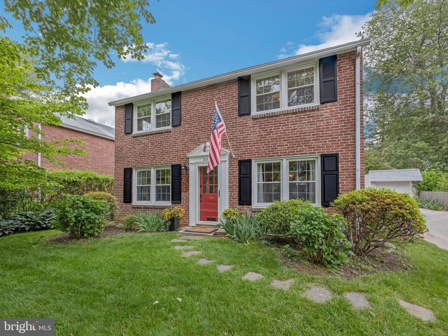 225 Crosshill Road photo 2