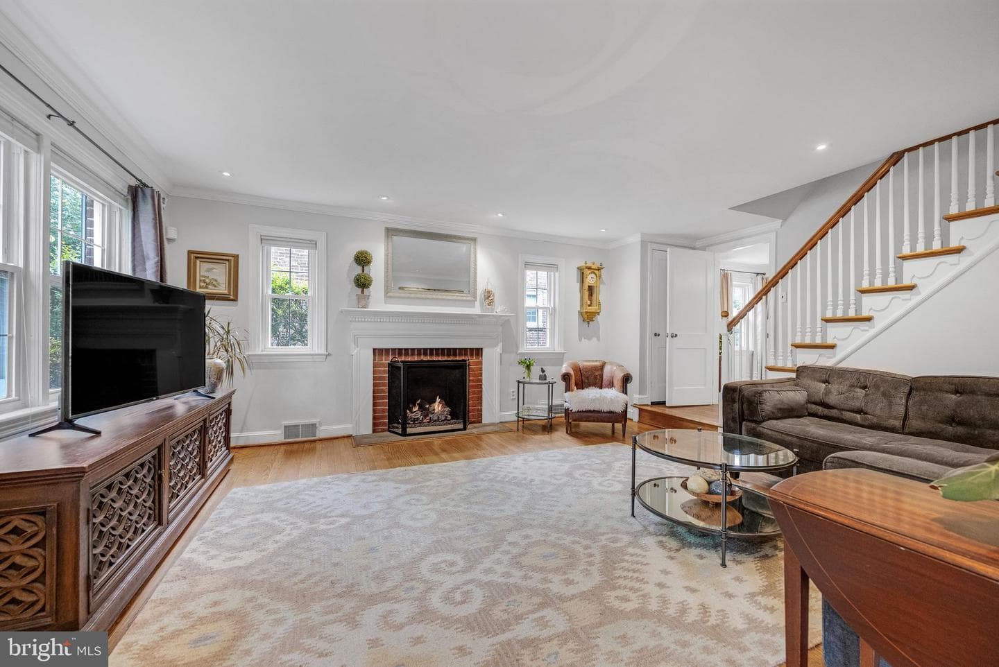 225 Crosshill Road photo 4