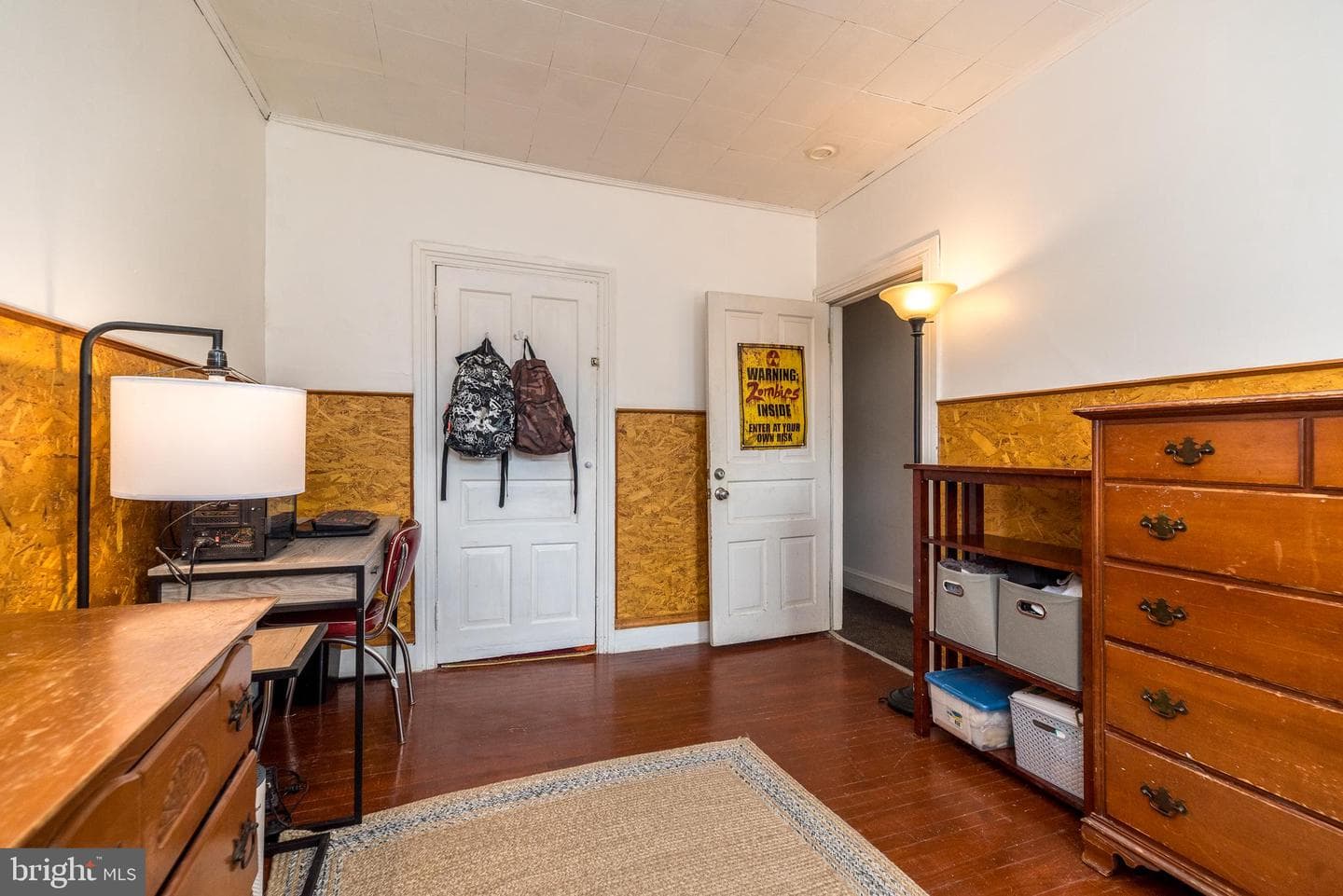 554 W Walnut Street photo 31