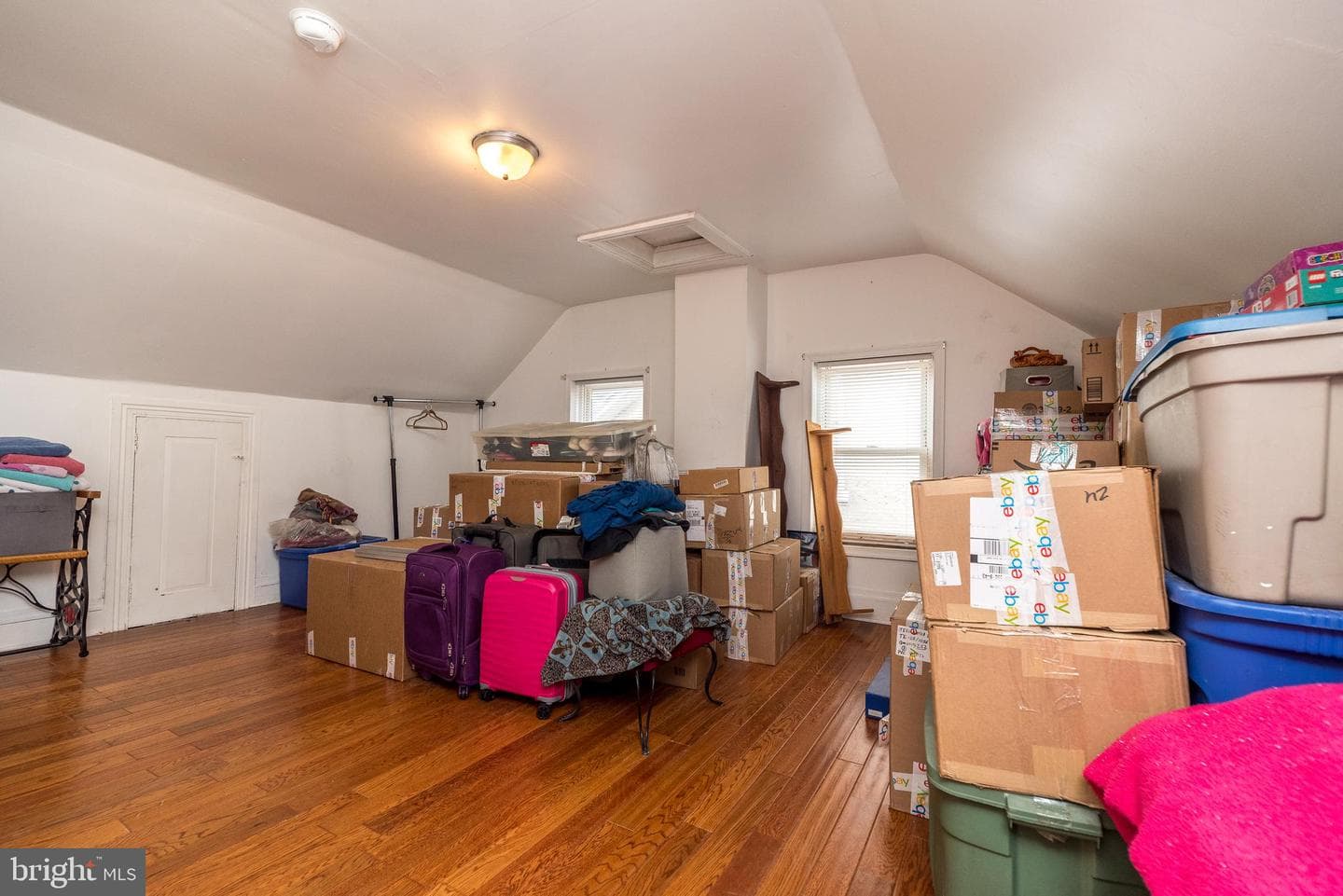 554 W Walnut Street photo 36