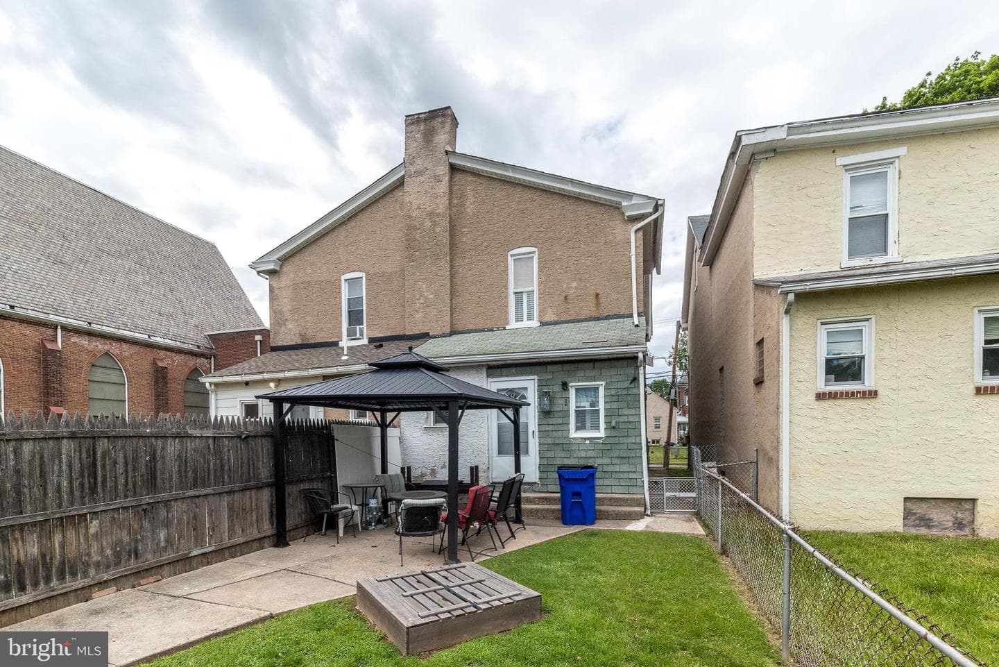 554 W Walnut Street photo 42