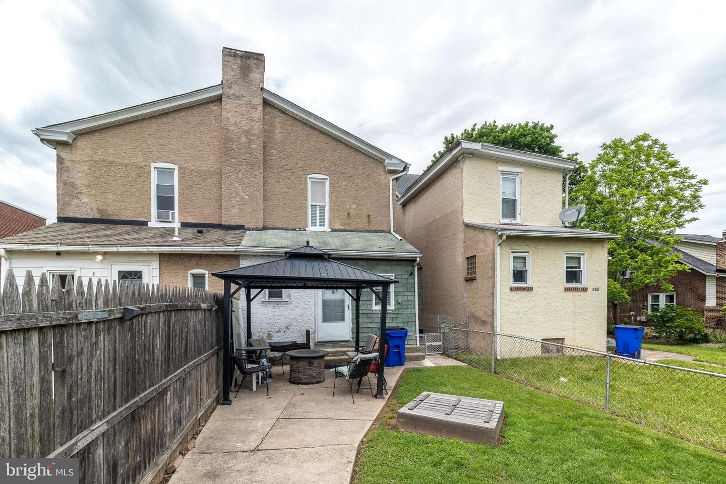 554 W Walnut Street photo 43