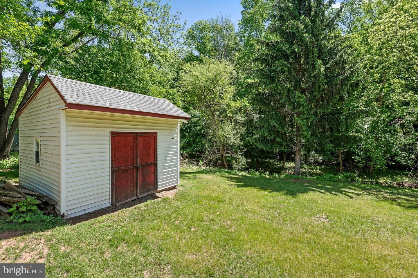 1957 Rampart Lane photo 11