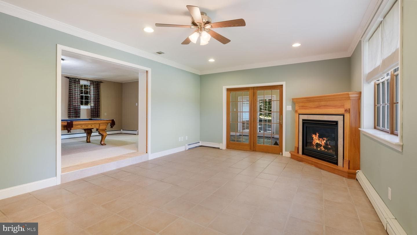463 Leah Drive photo 23