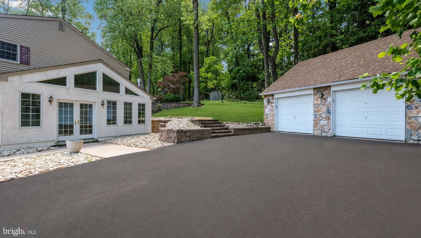 463 Leah Drive photo 44