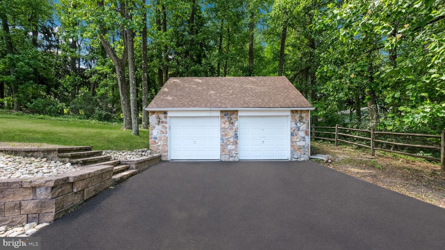 463 Leah Drive photo 45