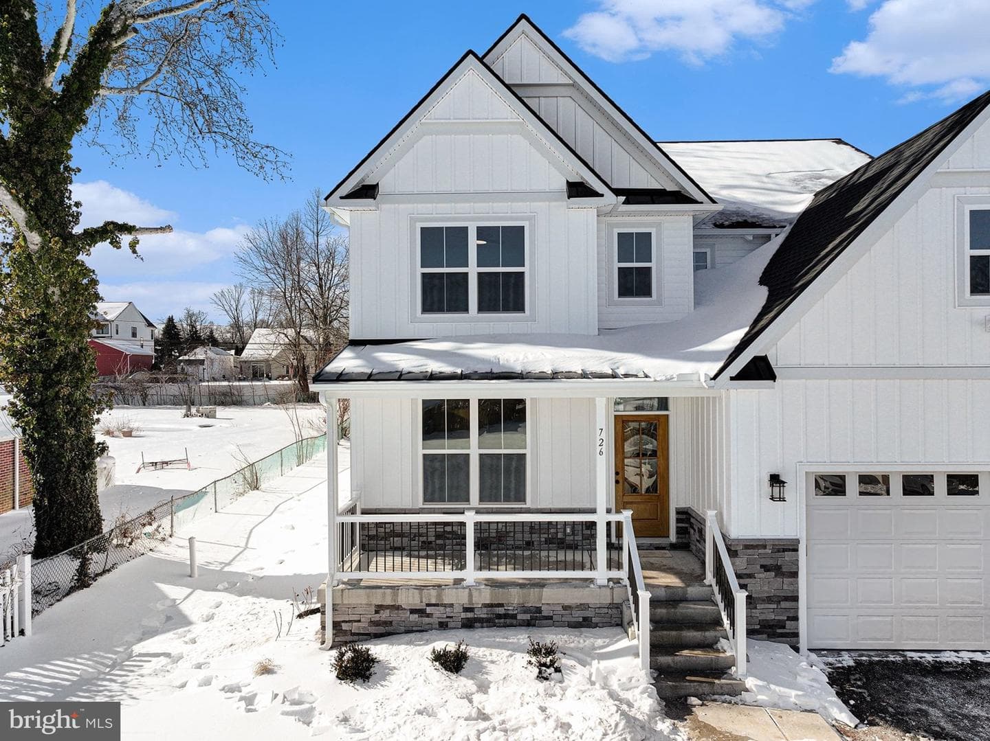 726 Erlen Road photo 3