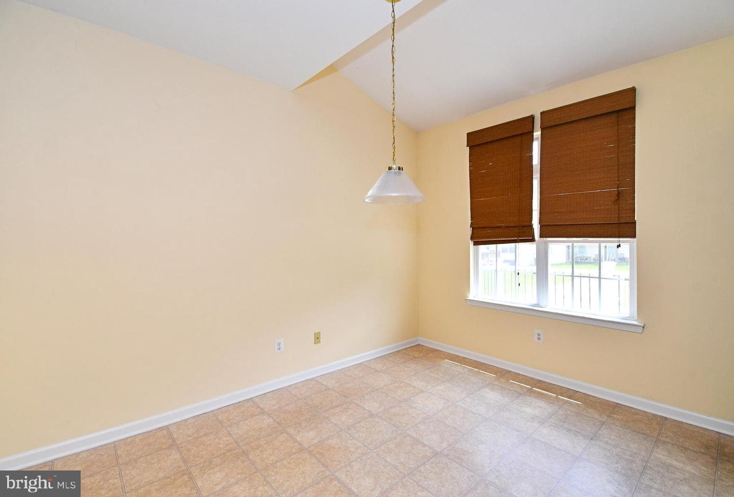 1664 Brynne Lane photo 24