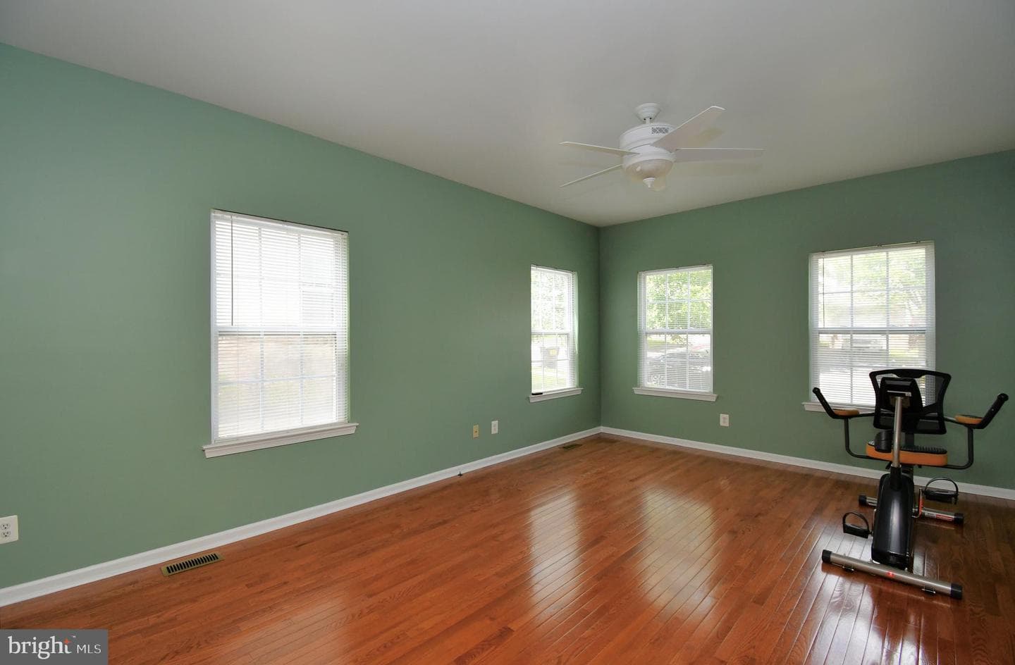 1664 Brynne Lane photo 8