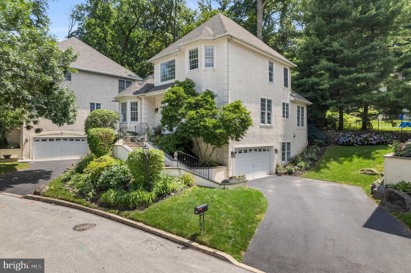 411 Merion Hill Lane photo 35
