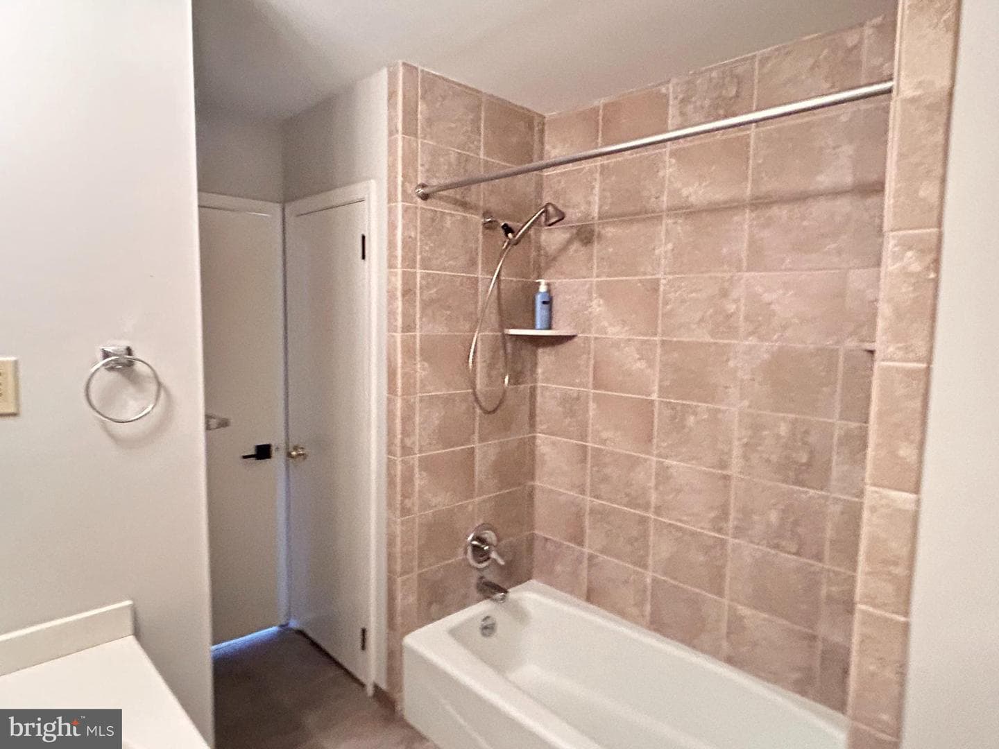 1006 N York Road #15 photo 20