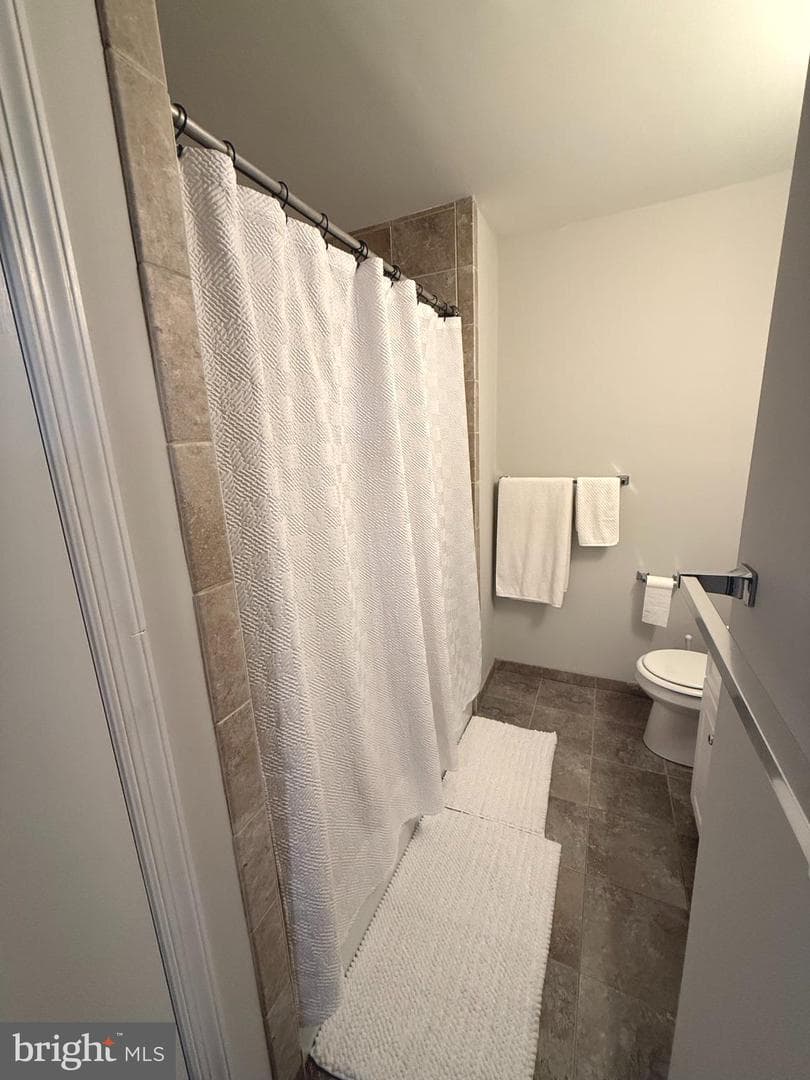 1006 N York Road #15 photo 22