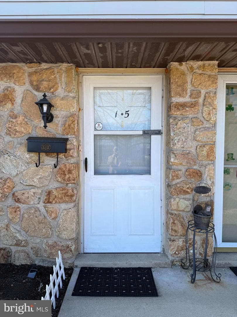 1006 N York Road #15 photo 3