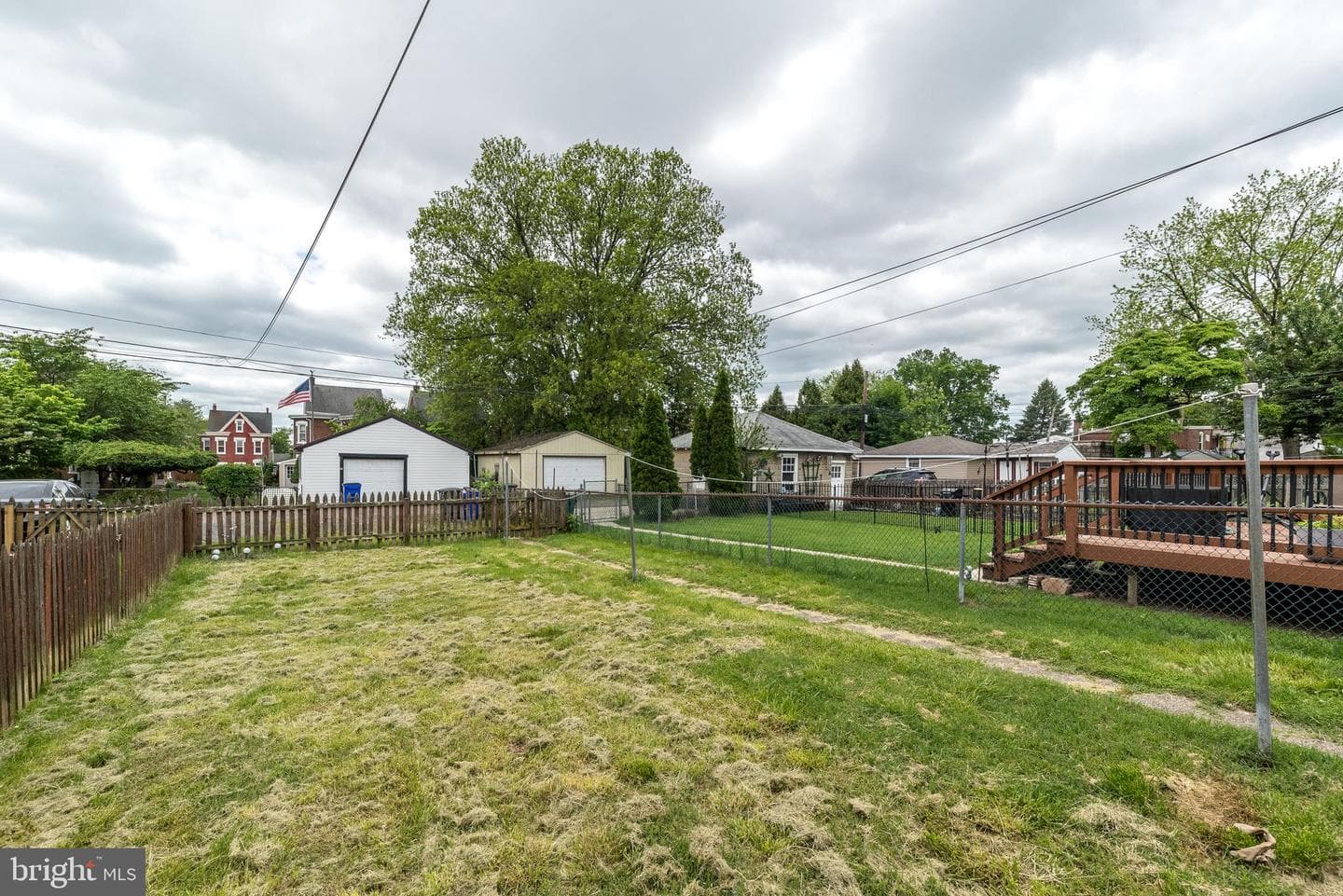 22 E 6th Street photo 32