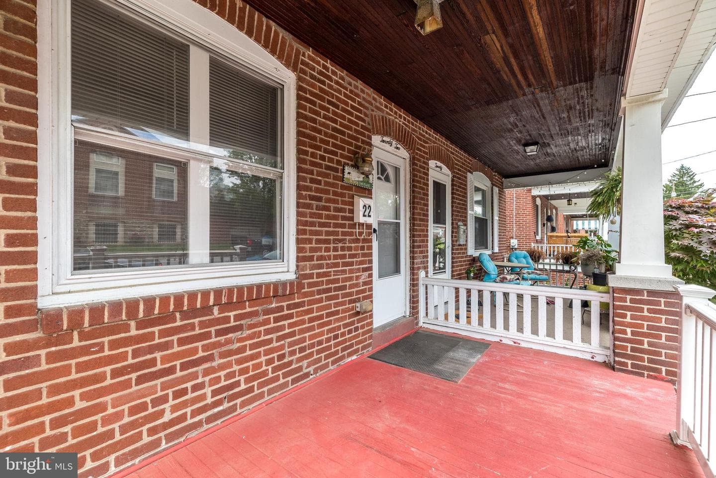 22 E 6th Street photo 4