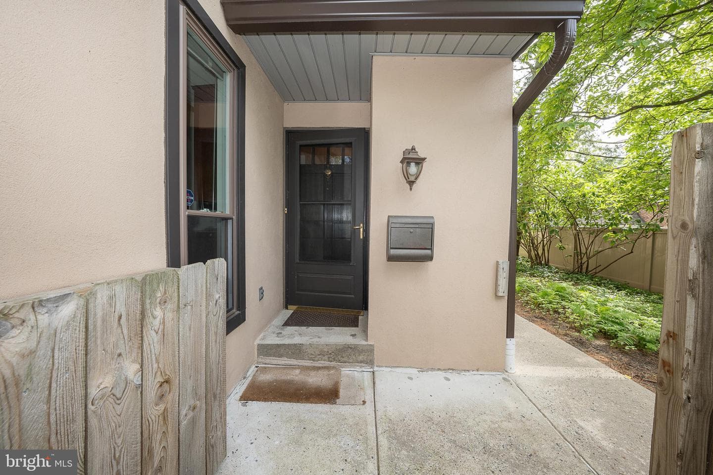102 W Montgomery Avenue #a photo 4