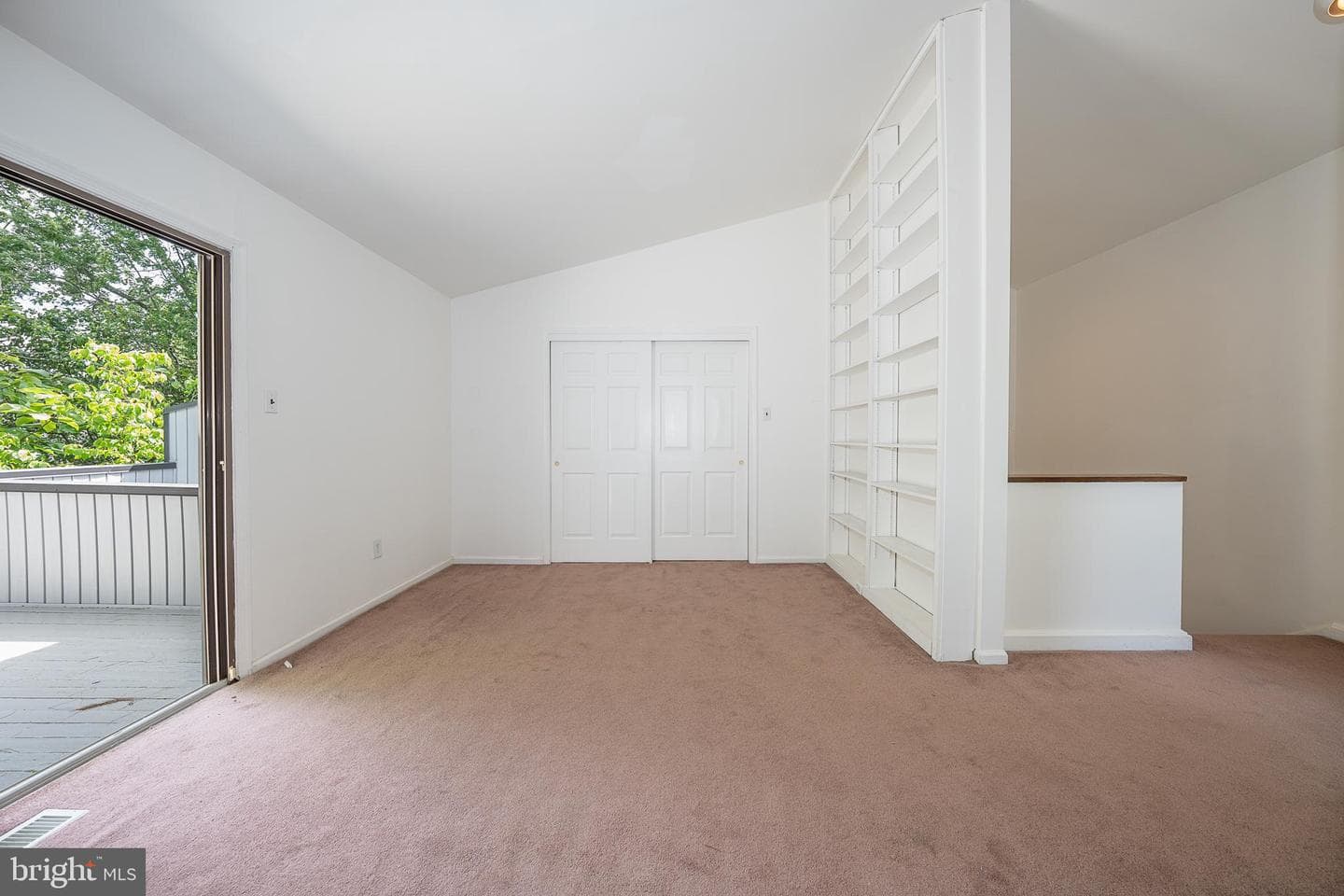 102 W Montgomery Avenue #a photo 40