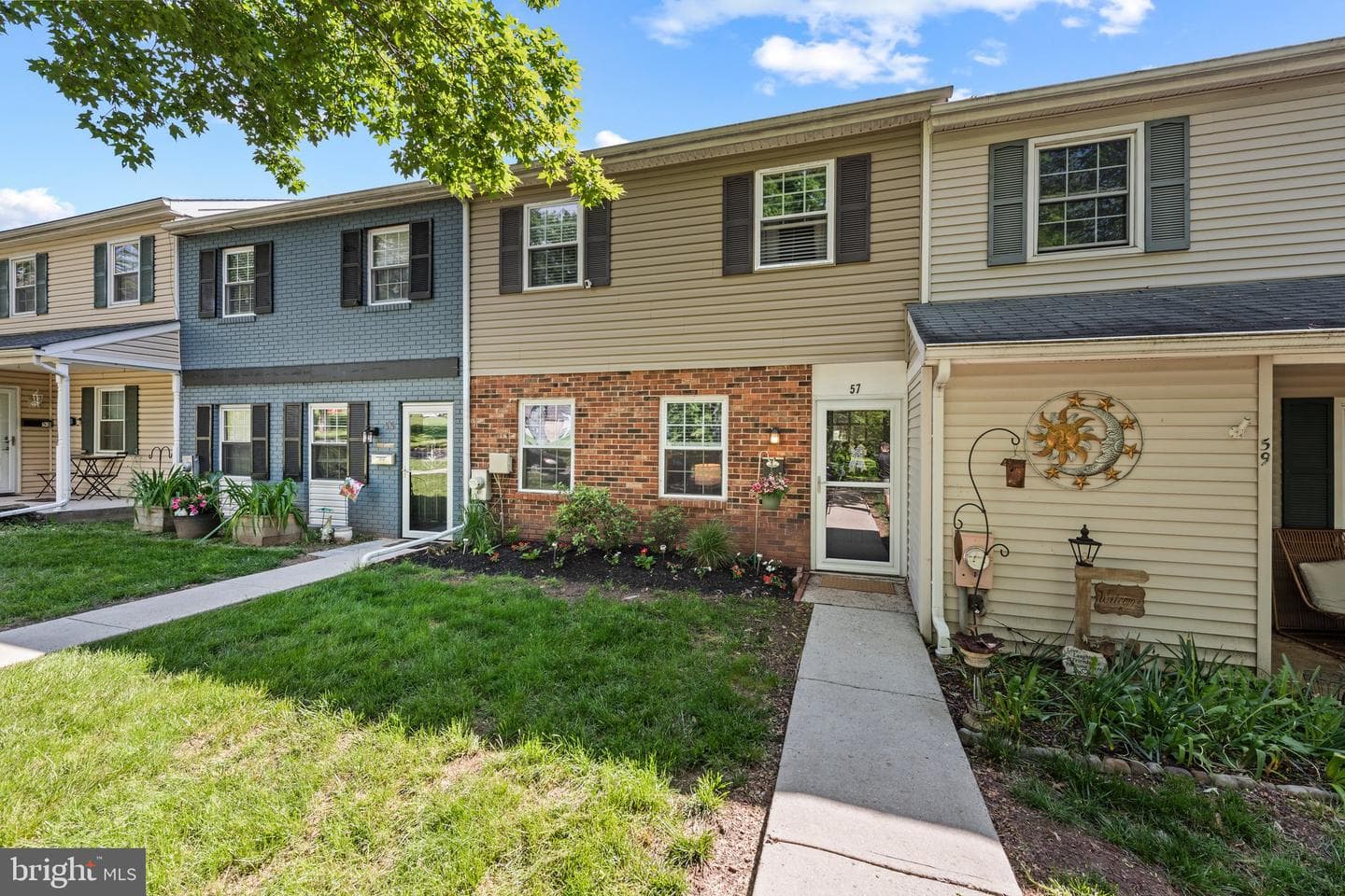 57 Salem Road photo 2